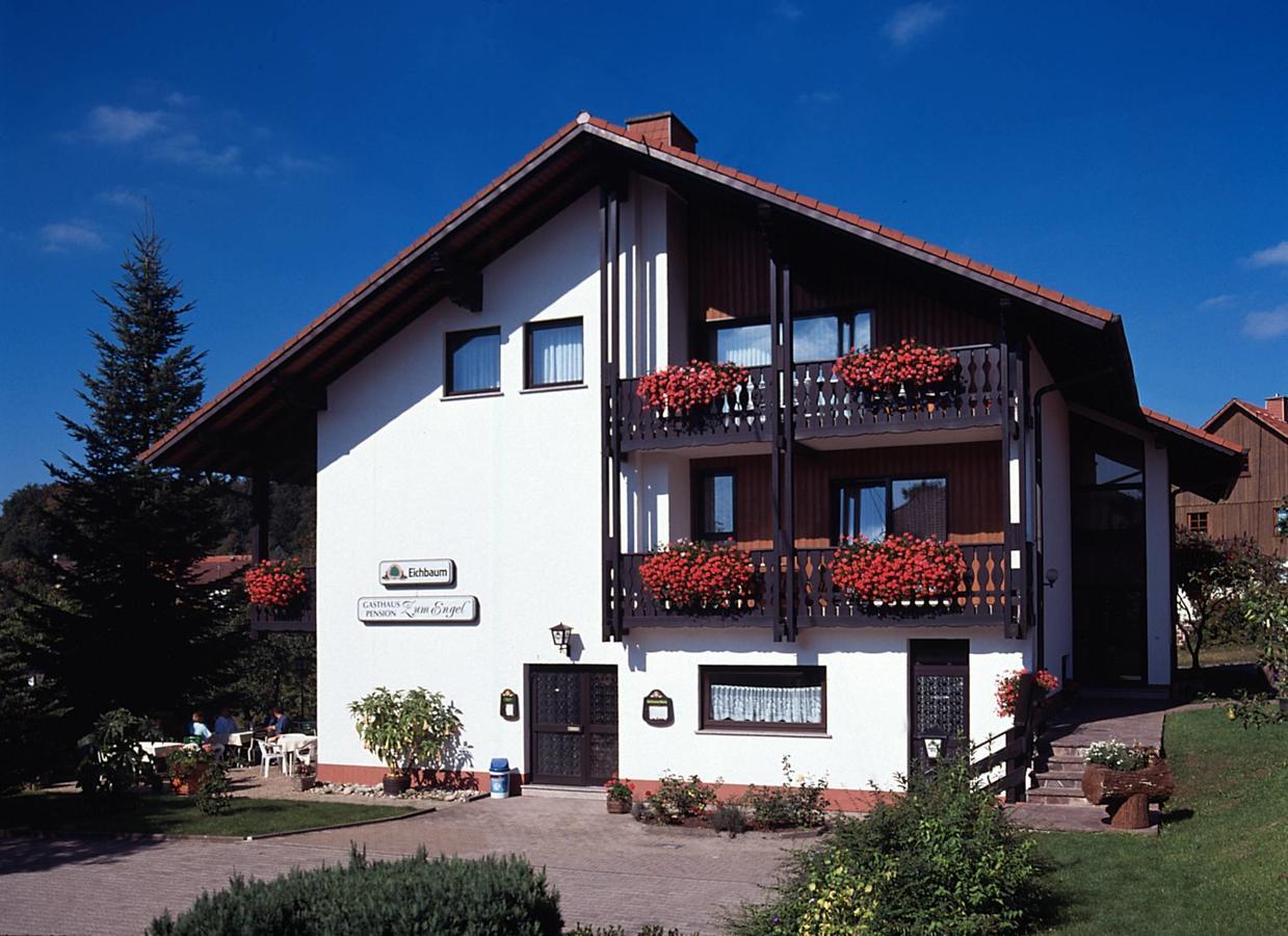 Gasthaus Und Ferienwohnungen Zum Engel 瓦尔德布伦 外观 照片