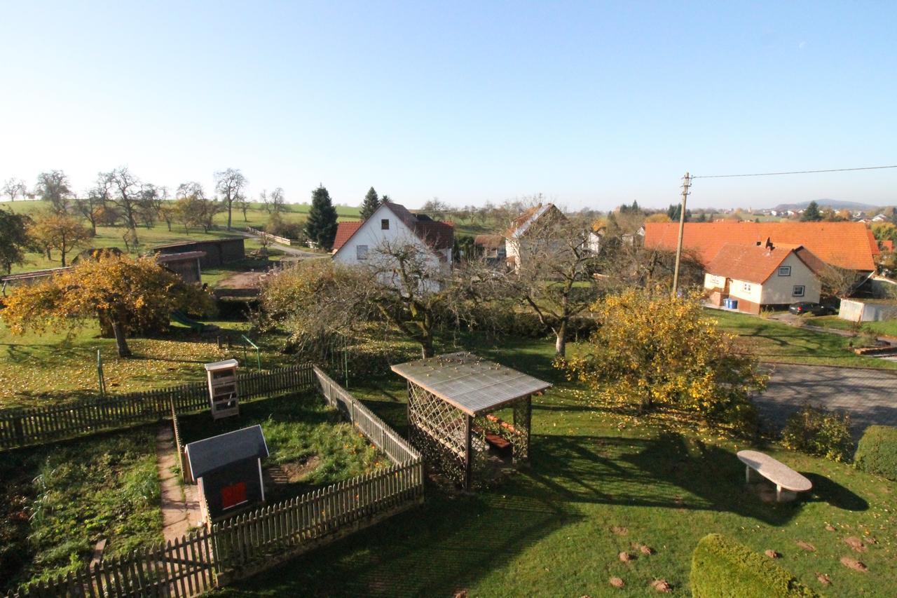 Gasthaus Und Ferienwohnungen Zum Engel 瓦尔德布伦 外观 照片